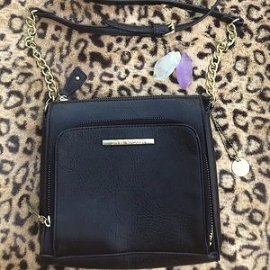 STEVEN MADDEN CROSSBODY PURSE